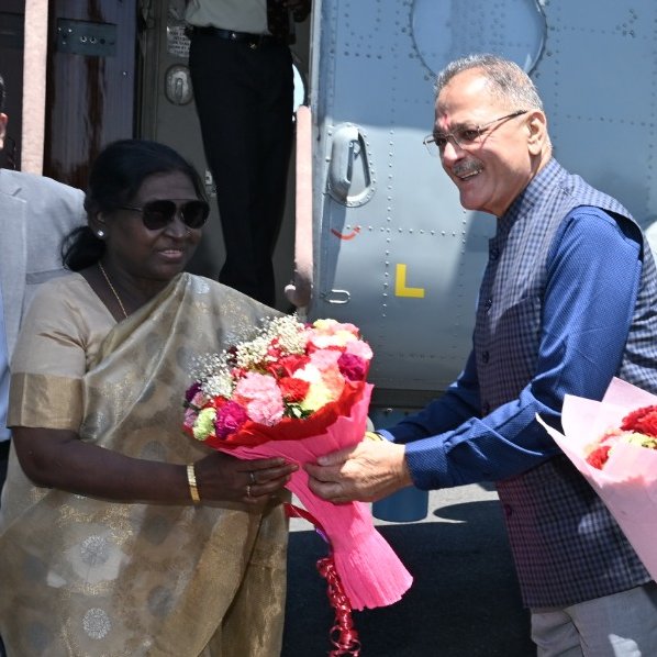 The President of India, Smt Droupadi Murmu, was accorded a warm welcome at Kalyani Helipad,Shimla